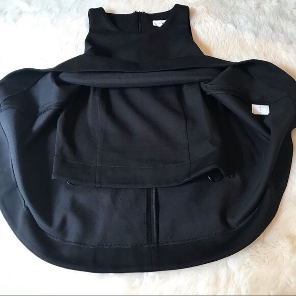 NICHOLAS Flare Crop Top Sleeveless Knit Layered High Low Black Size 4 New - Picture 8 of 16